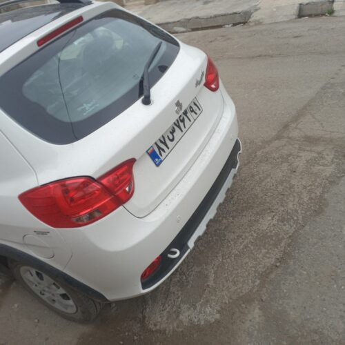کوییک RS دنده ای سفید مشکی 1402