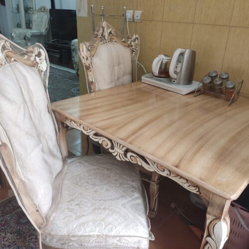 مبلمان و میز نهار خوری ست