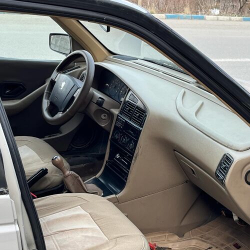 پژو 405 عروسک