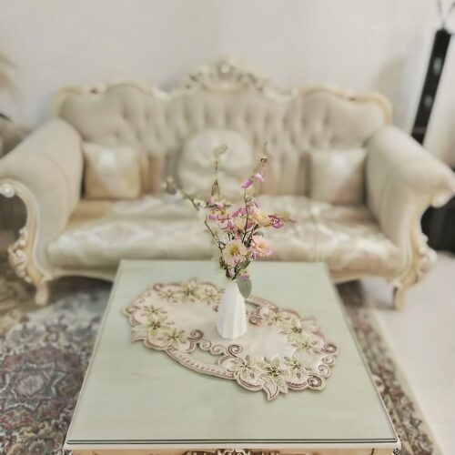 مبل کلاسیک شیک در حد نو