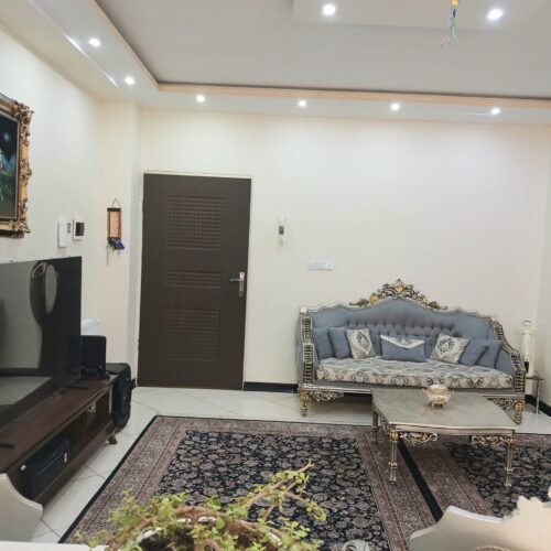 آپارتمان 82 متری فول