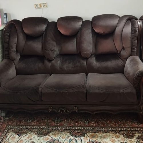 مبلمان کاملا سالم بدون فرو رفتگی و خط خش