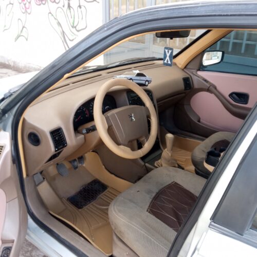 پژو 405مدل 92 نقره ای تمییز