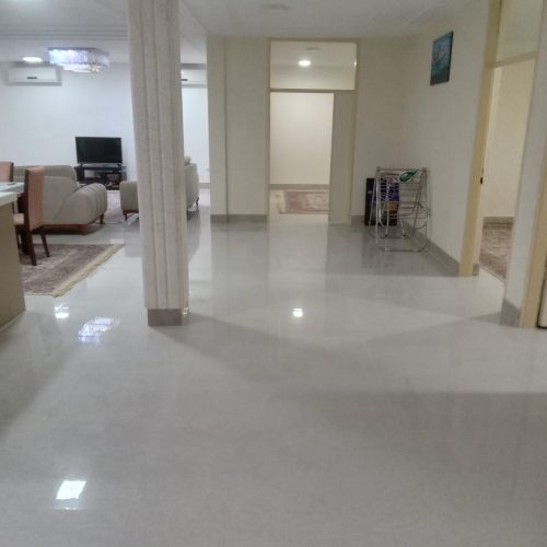 نظافت ساختمان و خانه و کف سابی ورنگ آمیزی وجابه جایی وسایل و..
