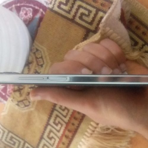 گوشی آنرx8