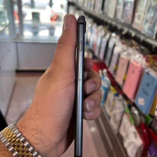 ایفون 8 پلاس