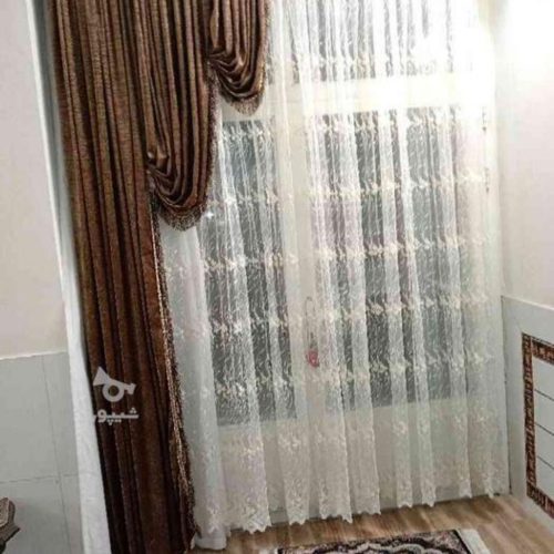 پرده بسیار تمیز .3500000 تومان.شهرضا