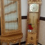ساعت و آینه طلایی