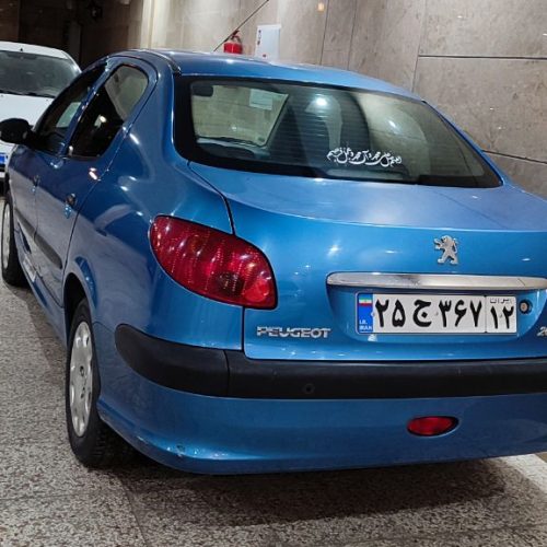 پژو206sd v8صندوقدار