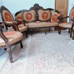 مبلمان سلطنتی به فروش میرسد