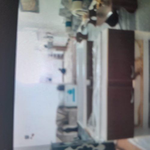 درحد نوفقط از پشت فقط ورق اش خرابه قابل تعویض هس