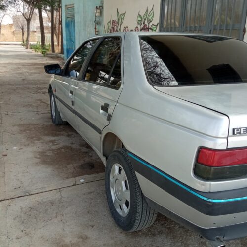 پژو 405مدل 92 نقره ای تمییز