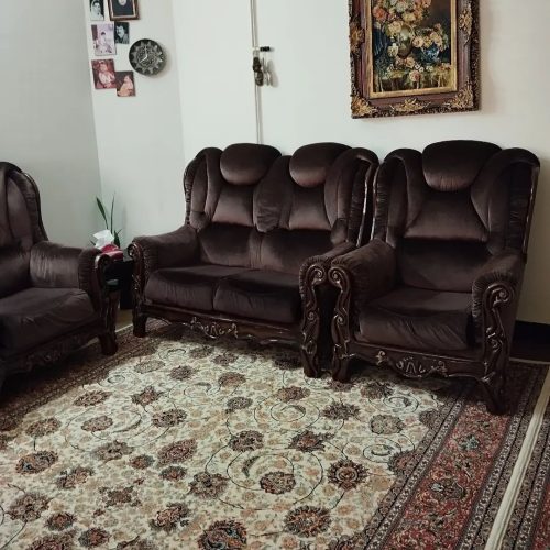 مبلمان کاملا سالم بدون فرو رفتگی و خط خش