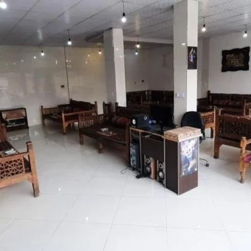 یک کارگر ساده جهت کار در قهوه خانه نیازمندیم
