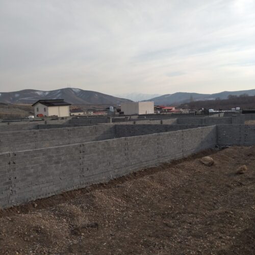 یک قطعه زمین چهاردیواری سند تک برگ