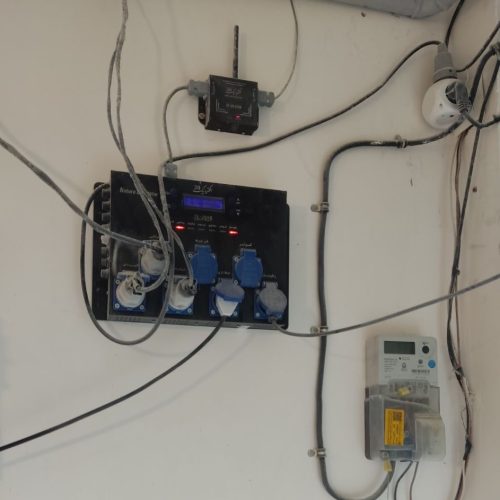 فروش کامل سالن پرورش عروس هلندی