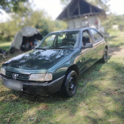 پژو 405 مدل2000 رنگ یشمی