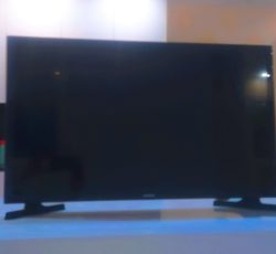 تلویزیون سامسونگ 32 اینچ