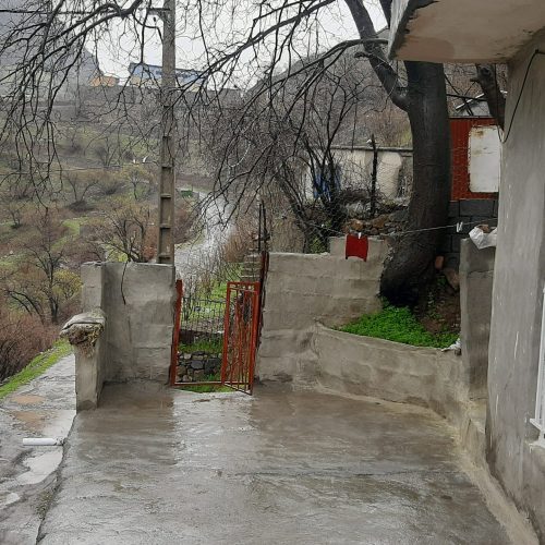 ویلا باغ* پاوه*روستای دشه*جاده سراب هانی کوان