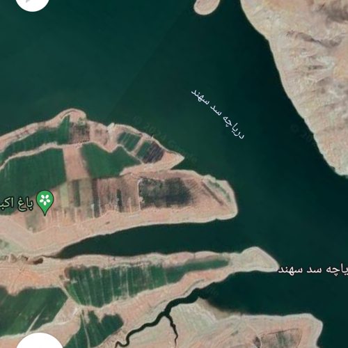 باغ بامجوز آب وبرق کنار دریاچه