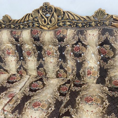 مبل 7نفره کلاسیک به همراه جلو مبلی و عسلی