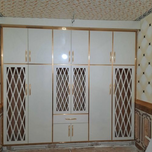 ساخت ونصب کمد وکابینت