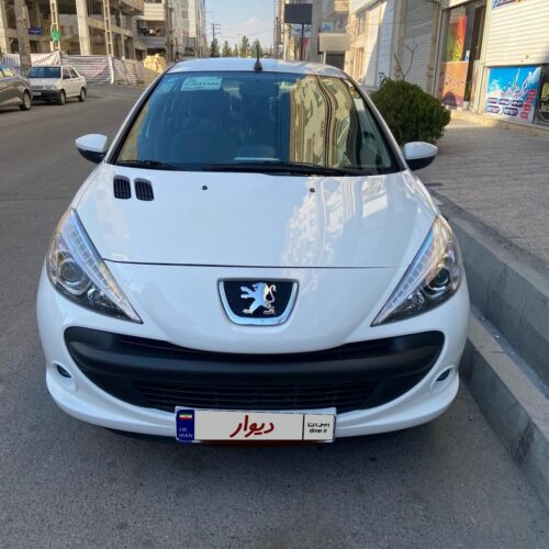 پژو 207i پانوراما دنده‌ای، مدل 1402