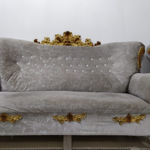 مبلامان نیمه سلطنتی