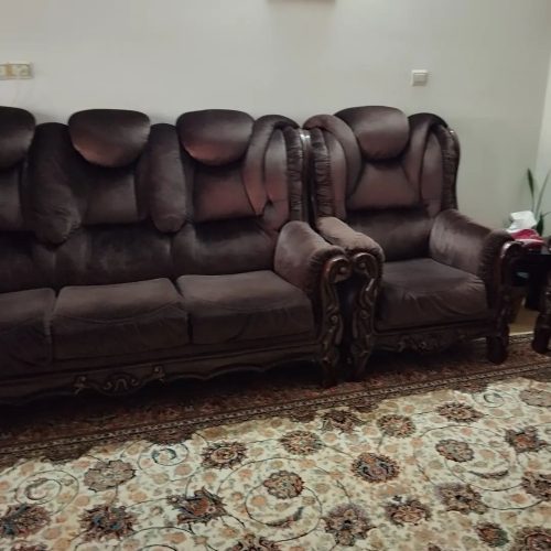 مبلمان کاملا سالم بدون فرو رفتگی و خط خش