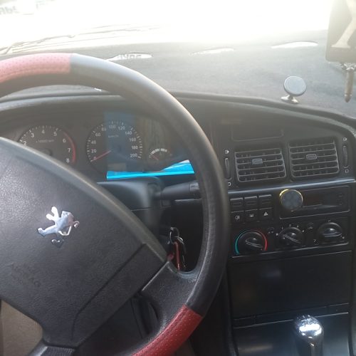 405 مدل 87 شاسی پلمپ دو لکه رنگ موتور به شرط