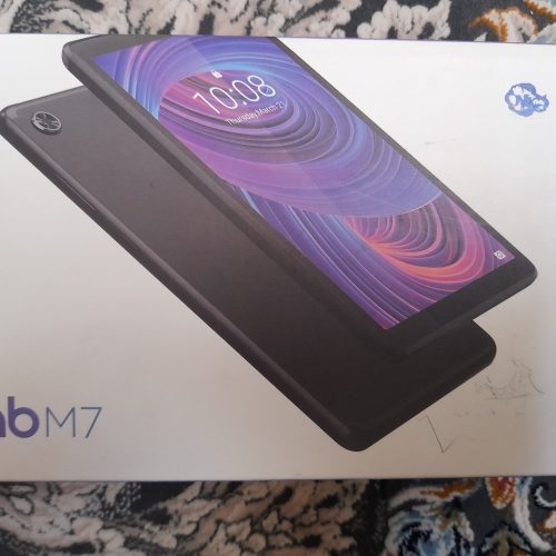 یو تبلت نونو کمتر تز یکماه استفاده شده