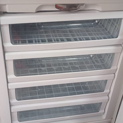 یخچال فریزر ایسان مدل IRF111
