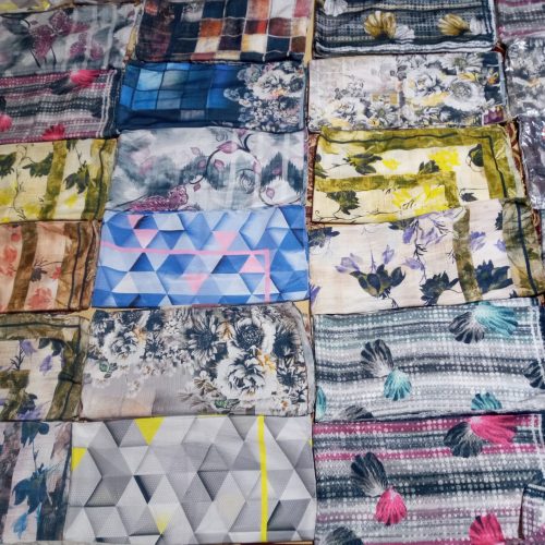 شال و روسری در طرح های مختلف