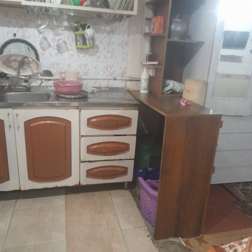 واحد هم کف بفروش میرسه