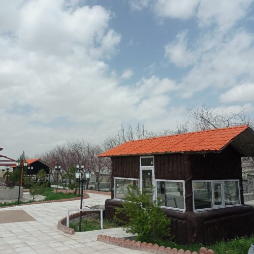 طبیعت بکر در دل کوه