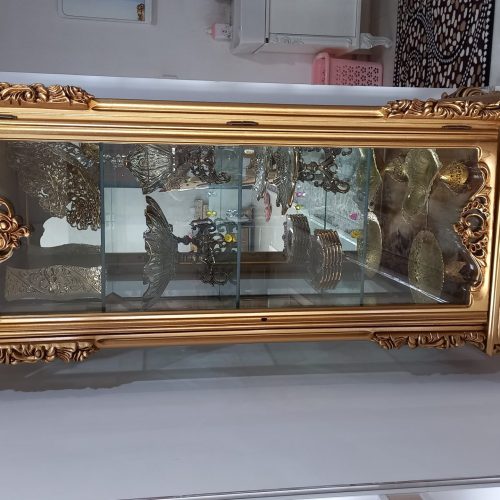 مبلمان و دکوراسیون