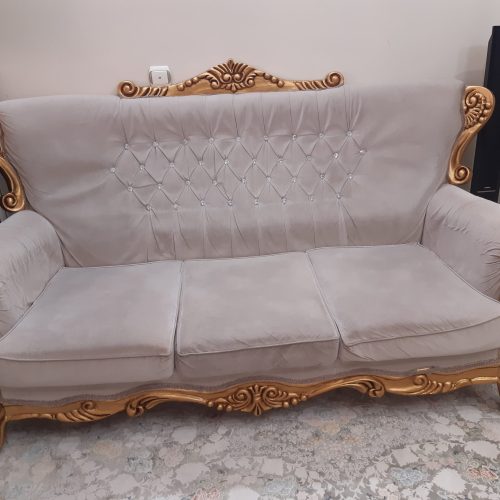 مبلمان در حد نو .تمیز و مرتب