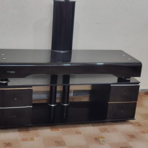 زیر تلویزیون