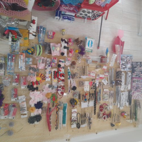 لوازم آرایشی بهداشتی .اسباب بازی. لوازم تزئینی بانوان