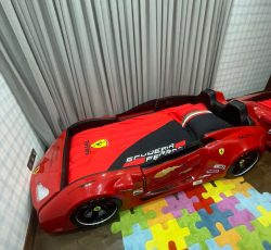 دو عدد تخت خواب و پمپ بنزین طرح فراری مارک السا