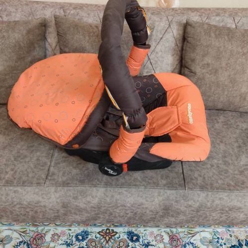 کالسکه و کریر کاملا سالم