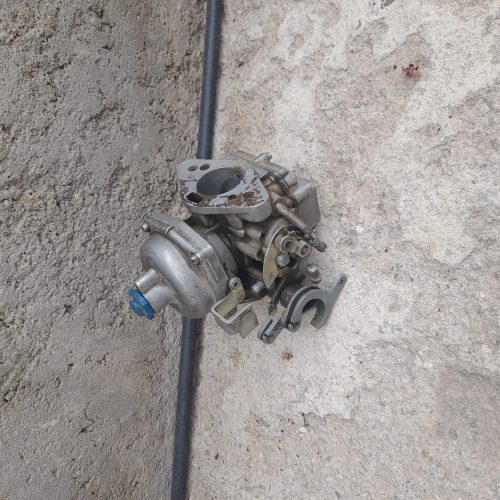 کاربراتورپیکان