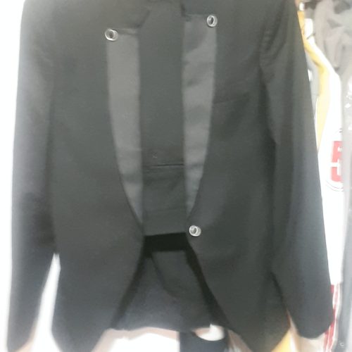 کت شلوار ایتالیایی