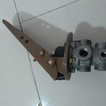 پدال کلاچ لودر