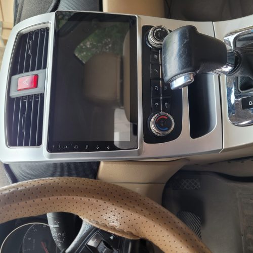 یک دستگاه خودرو سواری برلیانس  مشکی