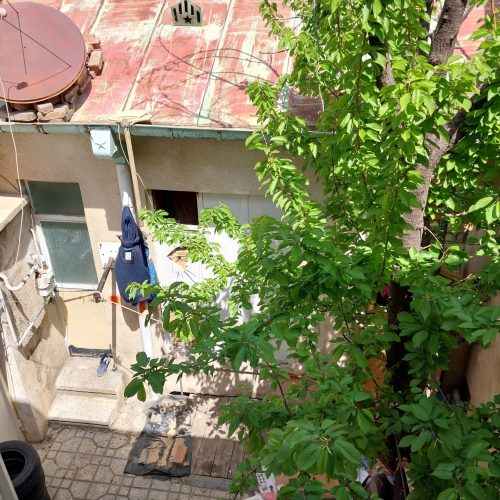 خانه 70 متری در باکری نزدیک فلکه خیام