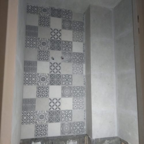 نصب کاشی وسرامیک وپله وبغل پله