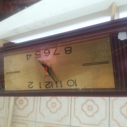 ساعت رومیزی  با قدمت بیش از 100سال