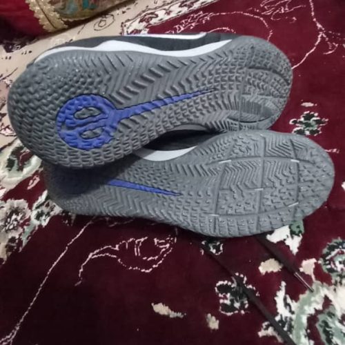کفش فوتسال