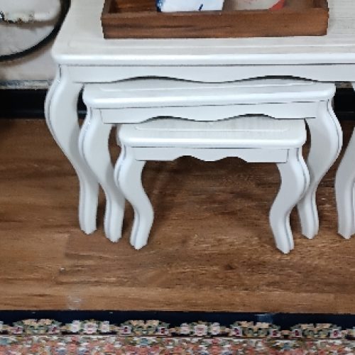 مبل راحتی تمیز وسالم